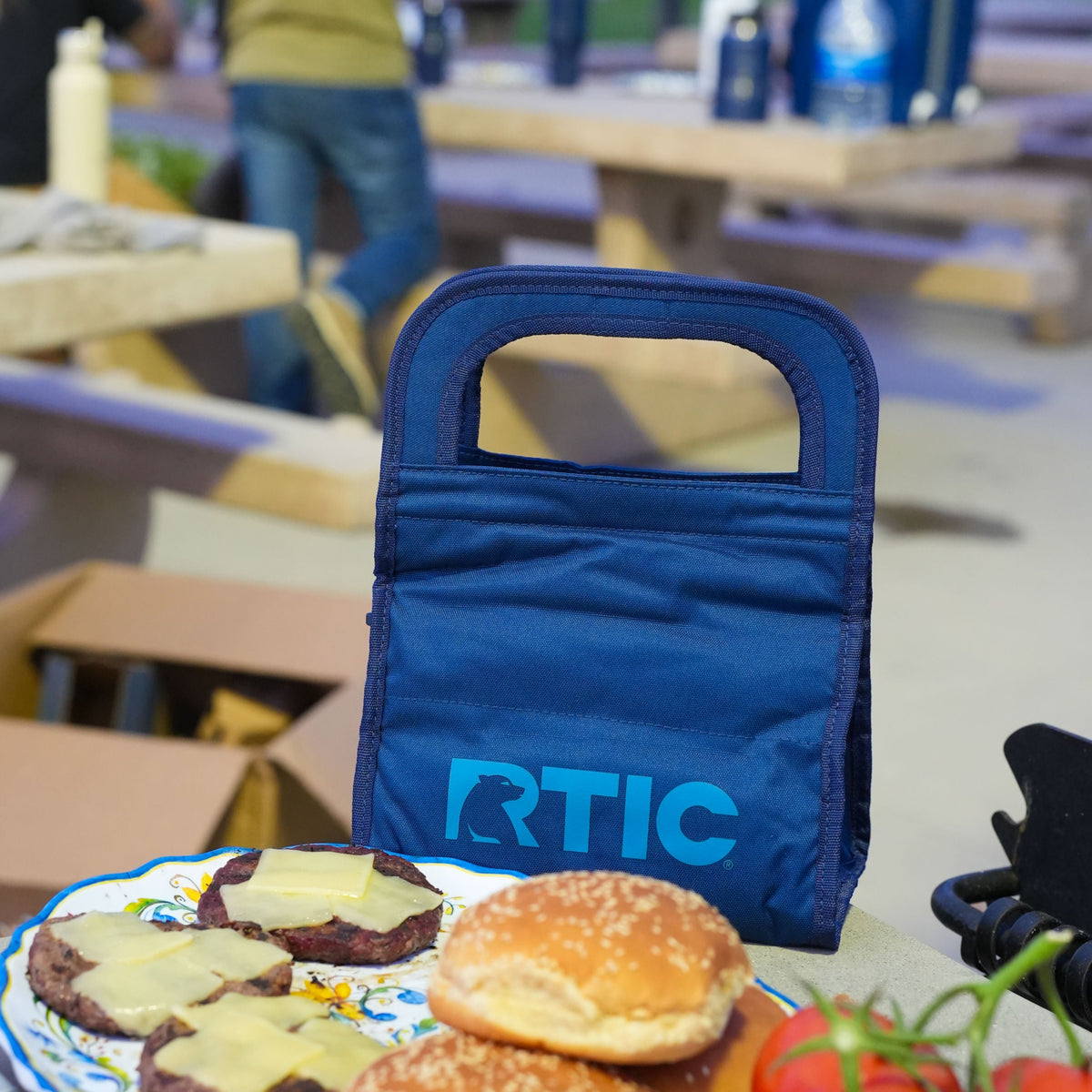 RTIC Ice Lunch Bag image 10
