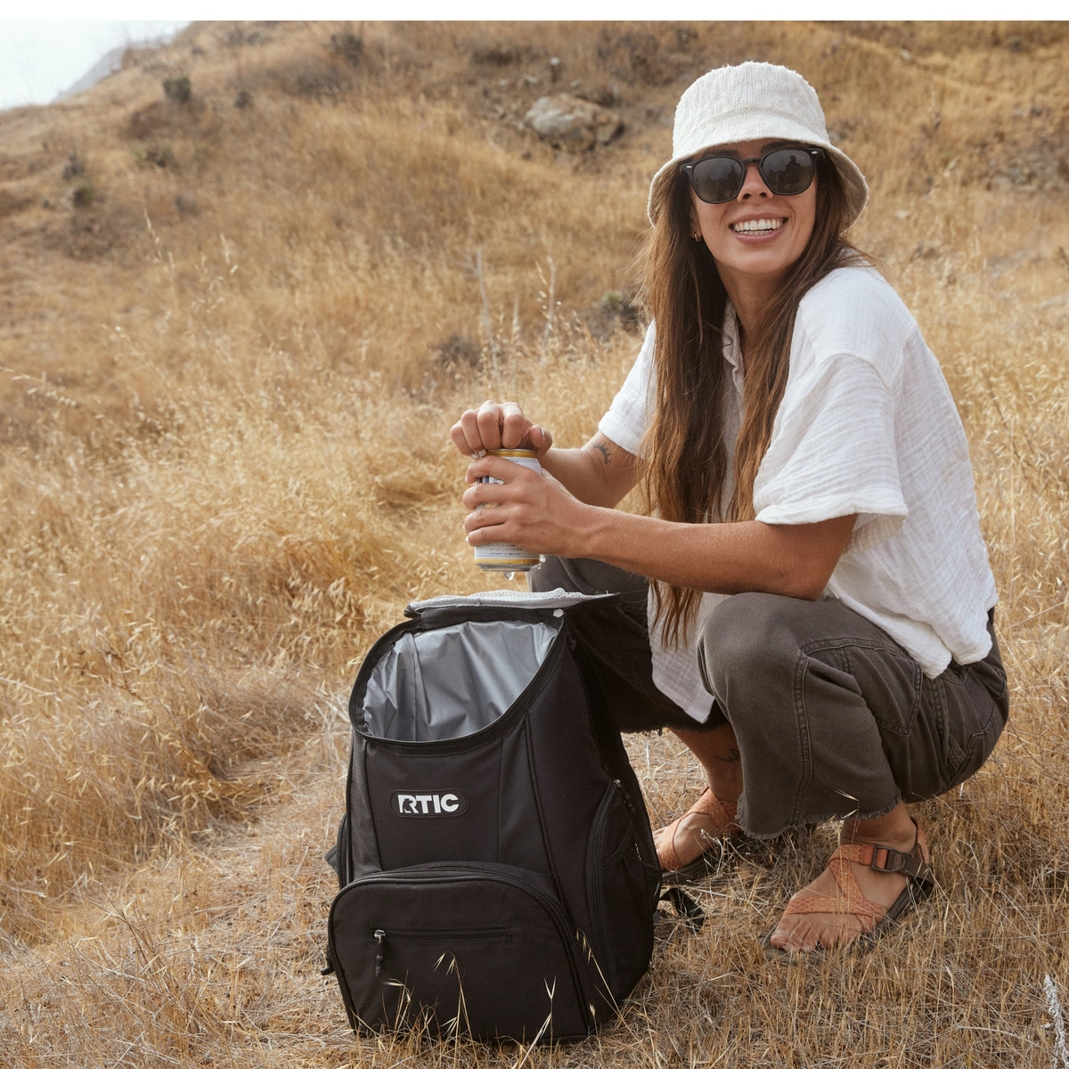 Lightweight Backpack Cooler image 13