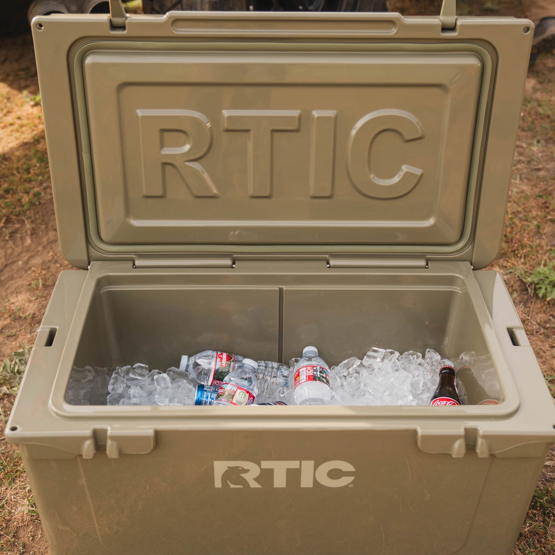 65 QT Ultra-Tough Cooler image 12